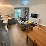 Double Bedroom In Clapham