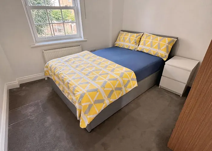 Double Bedroom In Clapham